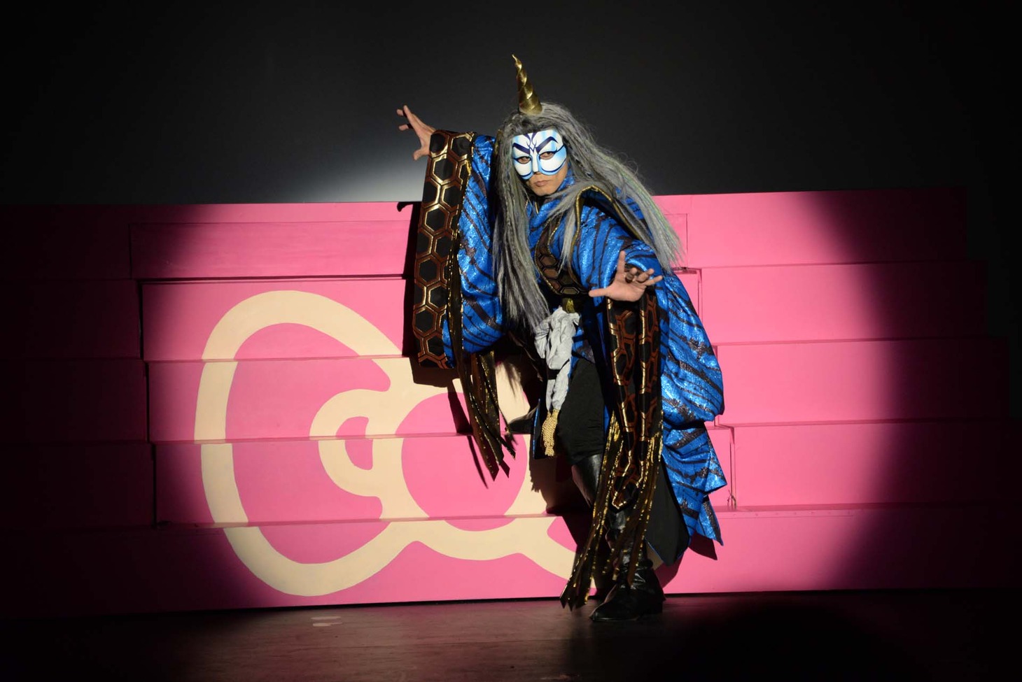 「KAWAII KABUKI～ハローキティ一座の桃太郎～」公開ゲネプロより。