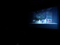 「よろこびのうた」上映の様子。