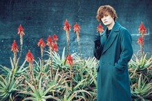 写真集「加藤和樹という男」（東京ニュース通信社）より。