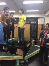 クロムモリブデン「たまには海が泳げ！」稽古の様子。