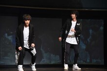 「SHOW HOUSE『GEM CLUB II』」ゲネプロより、左から本田礼生、多和田秀弥。