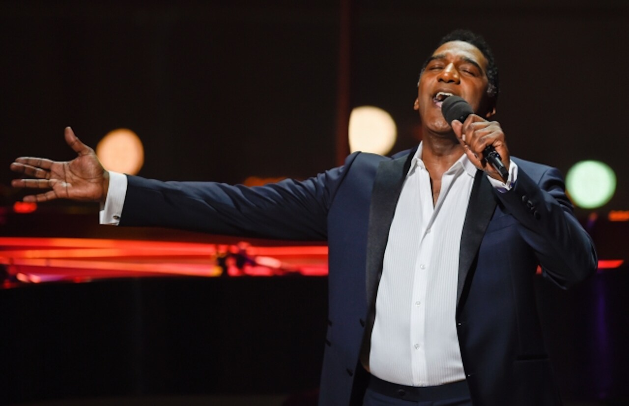 出演作から代表曲がずらり、ノーム・ルイスの日本初ソロコンサート