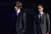 「御茶ノ水ロック-THE LIVE STAGE-」ゲネプロより。染谷俊之演じる片山亮（左）。