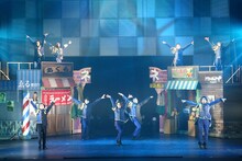 梅棒 8th SHOW「Shuttered Guy」より。(c)飯野高拓