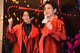 「滝沢歌舞伎2018」囲み取材より、左から三宅健、滝沢秀明。