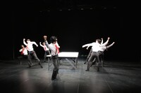 愛知県芸術劇場ミニセレ アンサンブル・ゾネ「緑のテーブル2017」(c)阿波根治