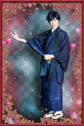 瀬戸啓太扮する藍屋秋斉。