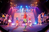 劇団アカズノマ旗揚げ公演「露出狂」の様子。（撮影：堀川高志 / kutowans studio）