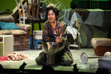 古河耕史演じるディック。