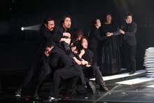 カクシンハン 第12回公演「ハムレット」より。（撮影：滝沢たきお）