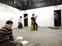 ままごと「ツアー」稽古場の様子。