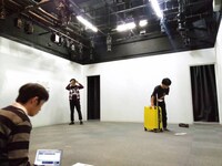 ままごと「ツアー」稽古場の様子。