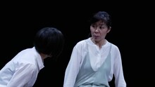 コンブリ団 その10「『ムイカ』再び 西へ東へ」大阪公演より。（撮影：井上信治）