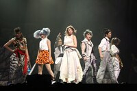 地球ゴージャスプロデュース公演Vol.15「ZEROTOPIA」より。