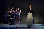 2017年に上演された「女は、旅である」より。（撮影：山ノ上雅信）