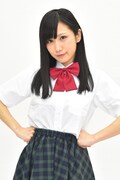 鈴原優美演じる成城ヒロミ。