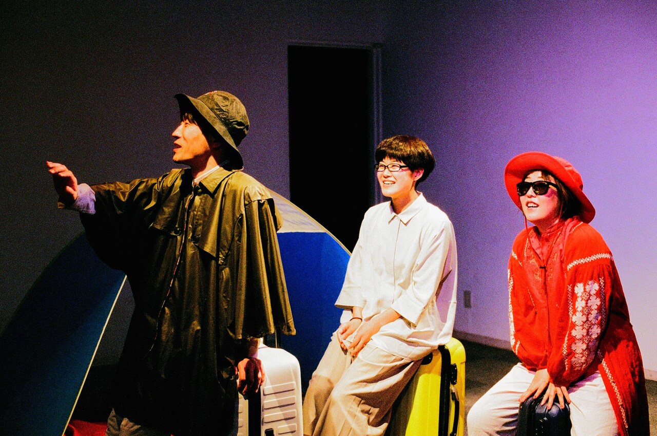 ままごと「ツアー」開幕、わずか45分のかけがえのない旅と偶然の物語