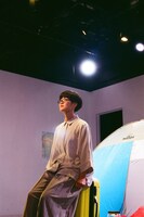 ままごと「ツアー」より。小山薫子。（撮影：石倉来輝）