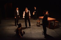 シアター風姿花伝プロミシングカンパニー公演 パラドックス定数第39項「731」より。（Photo：WATANABE Ryuta）