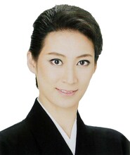 瀬央ゆりあ (c)宝塚歌劇団