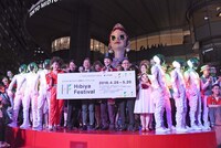 「Opening Show」フォトセッションより。