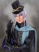 君沢ユウキ扮するエルロック・ショルメ。