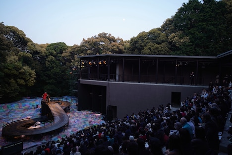 「寿歌」より。（撮影：猪熊康夫）