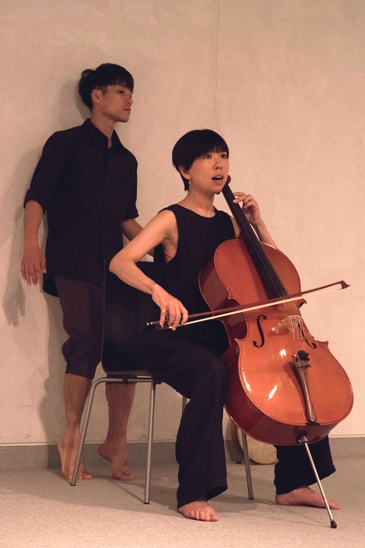 <h4>「ーAllegory 創作シリーズ vol.1ーダンス×音楽×美術館パフォーマンス『FuReRu』思考を拡張する遊び場」リハーサルより。（撮影：志知恭子）