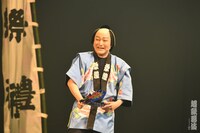 「超歌舞伎『積思花顔競（つもるおもいはなのかおみせ）』」より。