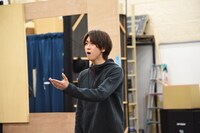 サム・クレッグ役の相葉裕樹。