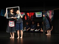 「利賀演劇人コンクール2017」で上演された「青い鳥」より。