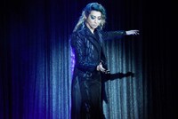 宝塚歌劇月組「ミュージカル『エリザベート―愛と死の輪舞（ロンド）―』」制作発表会より、珠城りょう演じるトート。