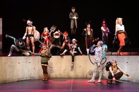 舞台「十二大戦」より。