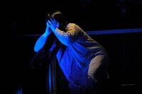 鳥山フキ作・演出「ぼんやりした話／セプテンバー」より。