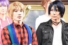 左から赤澤遼太郎、松田岳。