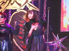 「新感線☆RS『メタルマクベス』」の製作発表記者会見、スペシャルLIVEより、大原櫻子。