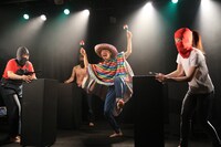 大長編 男肉 du Soleil「団長の96時間」より。（Photo by officeDESSE）