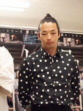 談ス・シリーズ第3弾の囲み取材の様子。森山未來。