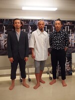 「談ス・シリーズ第三弾」囲み取材の様子。左から平原慎太郎、大植真太郎、森山未來。