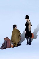 BSスカパー！「銀河鉄道999 40周年記念生ドラマ『銀河鉄道 999 Galaxy Live Drama』」より左から、前田旺志郎扮する星野鉄郎、栗山千明扮するメーテル。