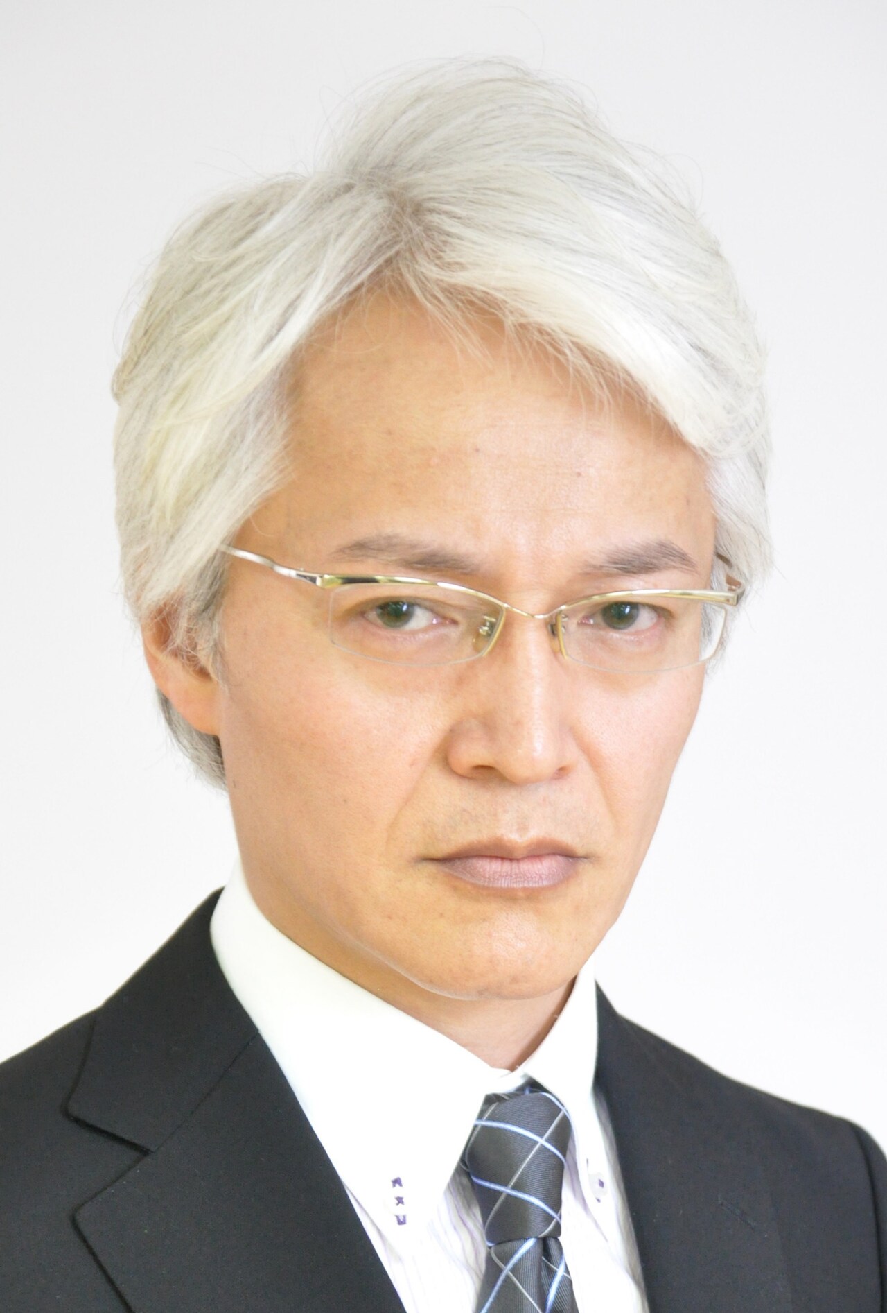 原発事故モチーフに3組のキャスト＆演出で描く、青年座「ぼたん雪が舞うとき」