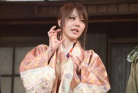 お市役の田中れいな。