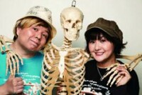 左からケラリーノ・サンドロヴィッチ、犬山イヌコ。