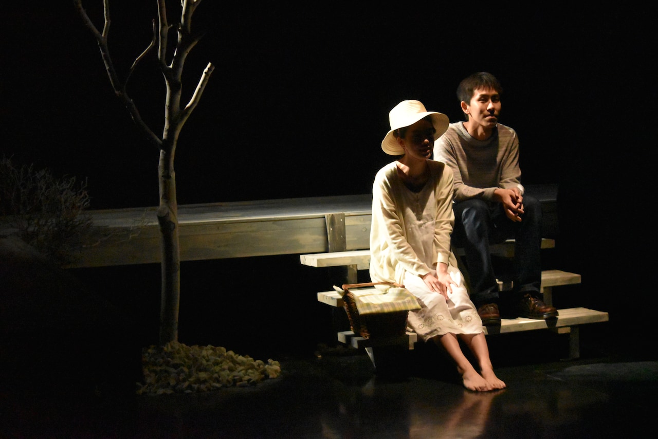 人間の男と宇宙人の女の交流描く、コトリ会議「しずかミラクル」大阪で開幕