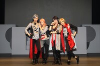 左から村瀬大役の小林涼、世良里津花役の阿部快征、篁志季役の日向野祥、奥井翼役の瀬戸啓太。