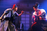 舞台「信長の野望・大志-春の陣-天下布武～金泥の首編～」より。(c)洲脇理恵（MAXPHOTO）