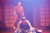 舞台「信長の野望・大志-春の陣-天下布武～金泥の首編～」より。(c)洲脇理恵（MAXPHOTO）