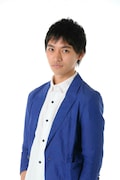 登野城佑真