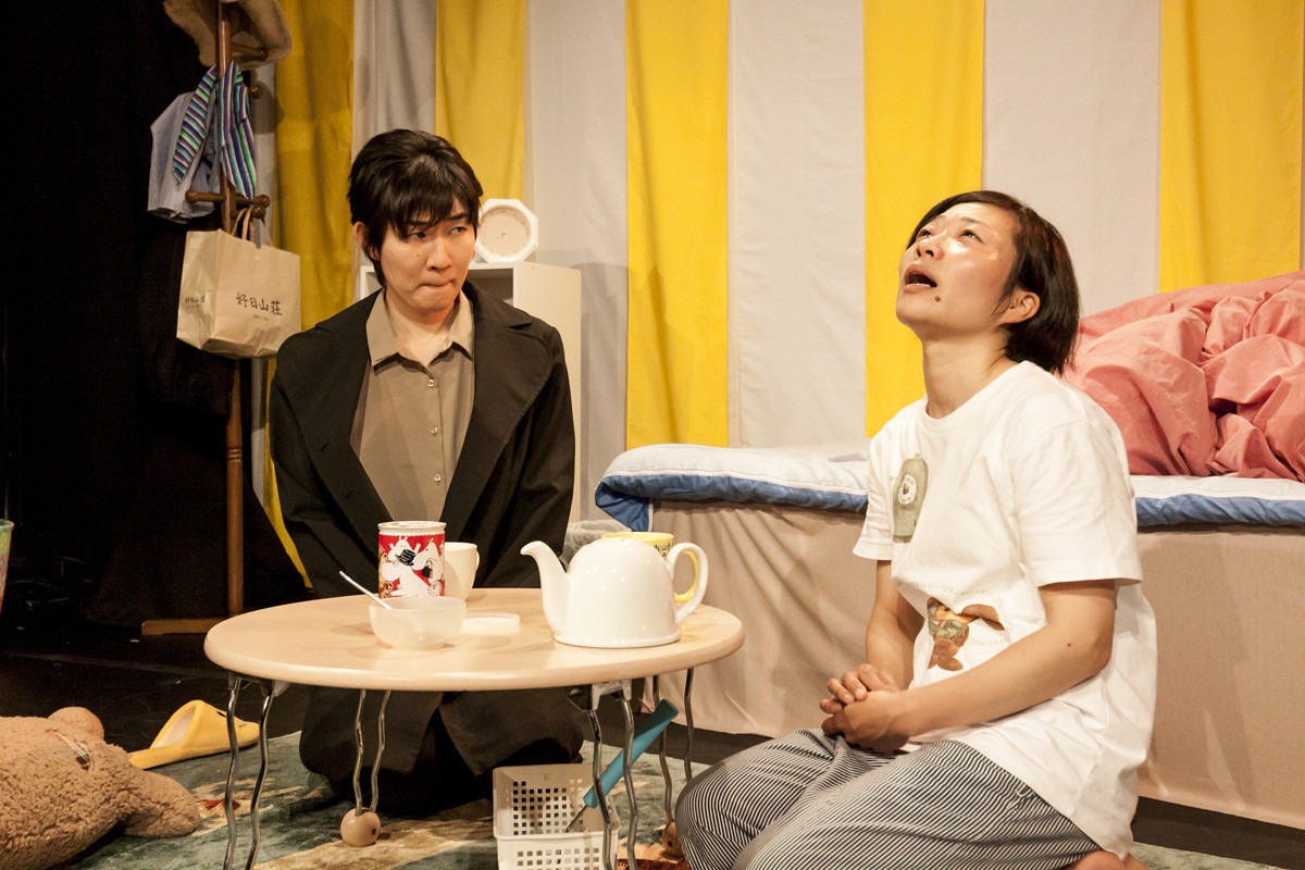 「女亡者の泣きぬるところ」より。