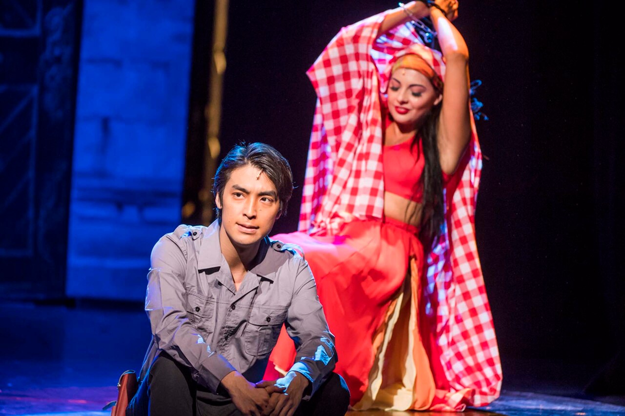 ウエストエンドの「TRIOPERAS」開幕、海宝直人が「カルメン」ドン・ホセに